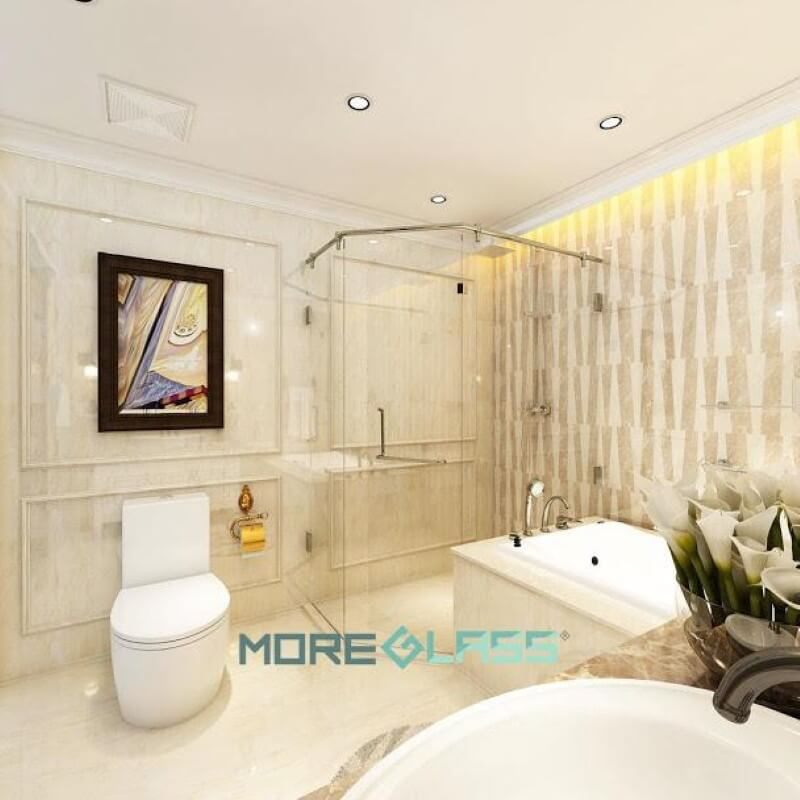 Vách kính phòng tắm đứng 135 độ MG-001 được thiết kế và thi công với sự đẹp mắt.